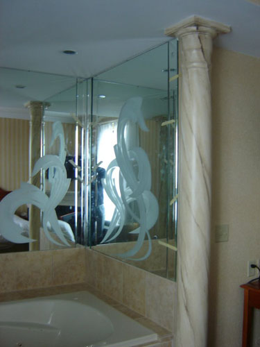 Wall mirror with design around jacuzzi
