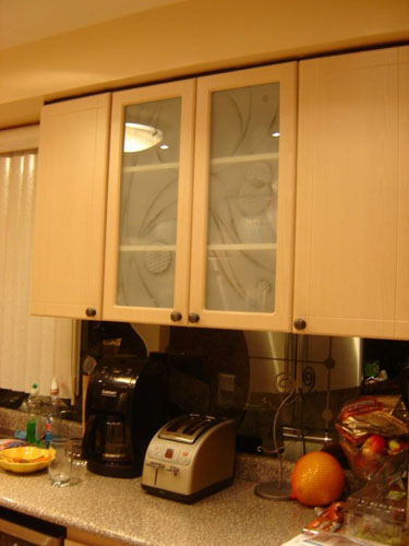 Modern style kitchen cabinet glass doors