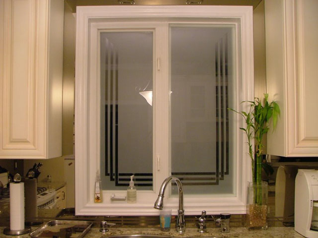 Modern style privacy glass